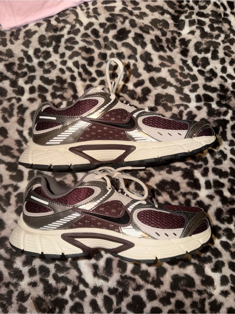 Nike Women Maroon and Cream Sneakers